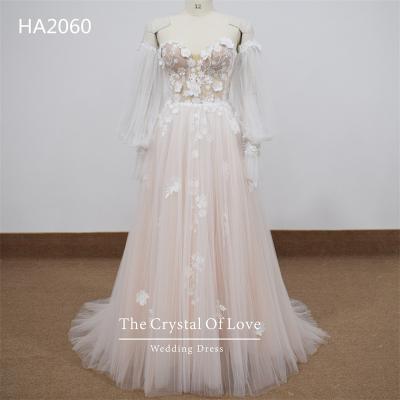 China Dry Cleaning Line 3D Lace Bridal Gown With Detachable Sleeves for sale