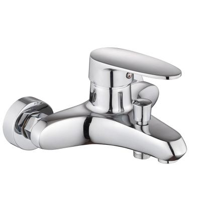 China Good quality modern new arrivals bathtub mixer economic freestanding water faucet Te koop