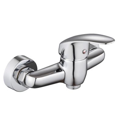 Chine Widely Used Modern Special Design Floor Mount Economical Bathtub Faucet Set For Home à vendre