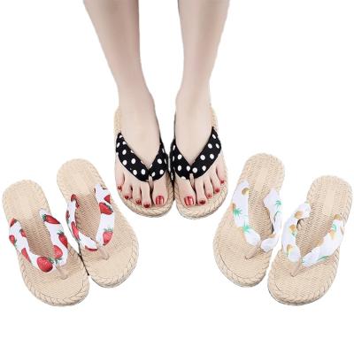 China Unique women's shoes travel beach lady home flip-flops 2021 new fashion waterproof simple hemp for sale