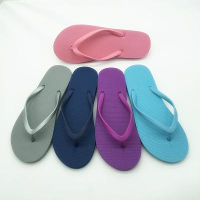 China Cheap Wholesale Quick-Drying Rubber Slippers Ladies Flip Flops for sale