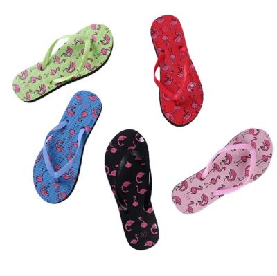 China 2020 New Light Factory Summer And Men Fashion Beach Cheapest Lady Soft Flip Flops for sale