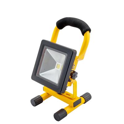 China Ultra Thin Portable Rechargeable IP65 Battery 10W 20W 30W 50W Theme Park LED Flood Light Outdoor Work Lamp for sale