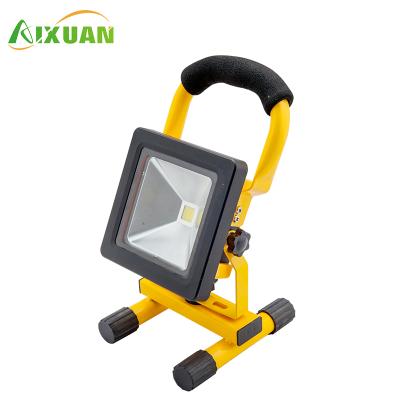 China Free Sample Aluminum SMD Waterproof Portable Emergency Work LED Flood Light 5W 10W 20W 30W 50W Rechargeable Flood Light for sale