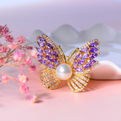 China Europe metal butterfly jewelry butterfly brooch AAA silver plated crystal diamond brooch pin for gift for sale