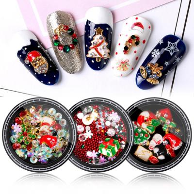 China Easy Apply Wholesale 3D Christmas Nail Art Decorations Gold And Silver Foil Suit DIY Nail Art Accessories for sale