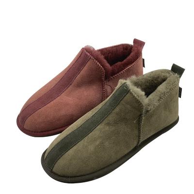 China Anti-Smell Fashion Winter Warm Fur Lined Sheepskin Loafers Slip On Shoes Foe Indoor Men for sale