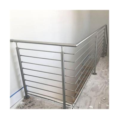 China Classic Balustrades & Handrails Newest Design Rod Iron Railing Rod Iron Railing Step for sale