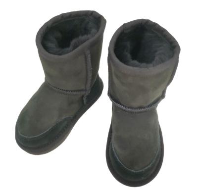 China Lightweight HQB-KS001 OEM Customized Classic Style Thermal Premium Quality Genuine Sheepskin Winter Boots For Kids. for sale