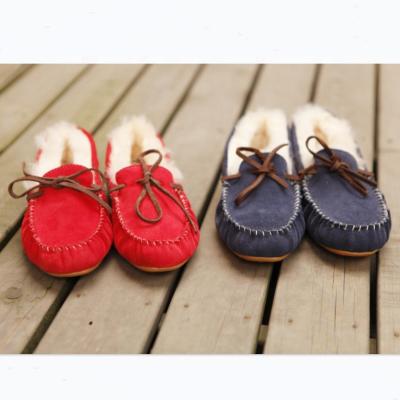 China HQS-WS015 Anti-odor Women's Winter Workout Shoes Sheepskin Moccasin Slippers Sheepskin Moccasins OEM/ODM/customization for sale