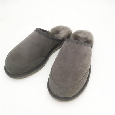 China OEM HQS-MS001 Thermal Customized Sheepskin Moccasin Slippers Genuine Sheepskin Slippers Lamb Wool Slippers For Men for sale