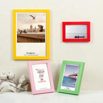 China Environmental materials best quality red green colorful wooden photo picture frame with mat for kids room for sale