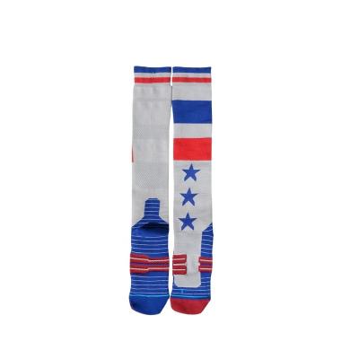 China Antibacterial Custom Star Profile Elite Soccer Socks For Men for sale