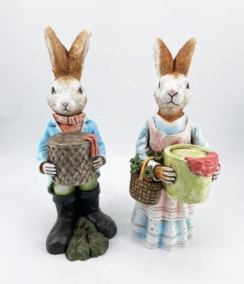 China Europe; 2021 Hot Selling Artistic Happy Easter Bunny Craft Resin Couples Decorations Gnomes Tabletop Statues for sale