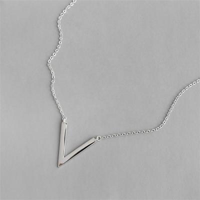 China Gift V Lead Free Nickel Free Silver Letter Pendant Necklace 925 Jewelry For Women Tasty Minimalist V Shape Necklace for sale