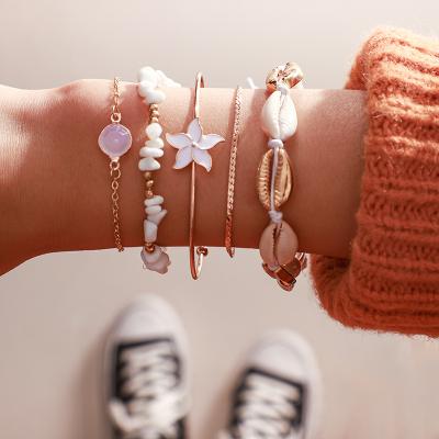 China Trendy New 18K Gold Multilayer Chains Flower Bohemian Shell Bead Bracelet Bangle For Women Girls for sale