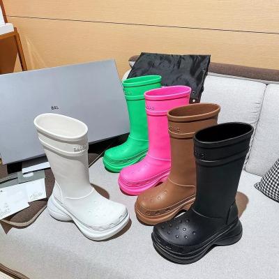 China Other Original Designer High Waist Quality Ladies BV Fashion Platform Rubber Waterproof Non-slip Knee Rainboots Rainboots For Women for sale