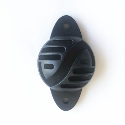 China Claw Insulator for wood post  Claw insulator of electric fence  IST015B Black  Claw insulator for 3mm fence polywire for sale