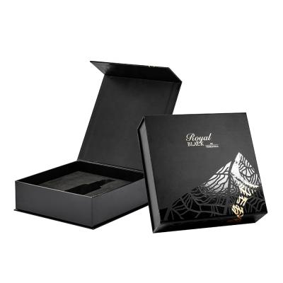 China Recycled Materials Black Packaging Flap Lid Cardboard Bespoke Luxury Magnetic Closure Custom Perfume Box for sale