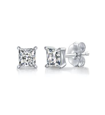 China CLASSIC Hot Stone Earrings Jewelry S925 1ct VVS D Color Moissanite Stud Earrings for sale