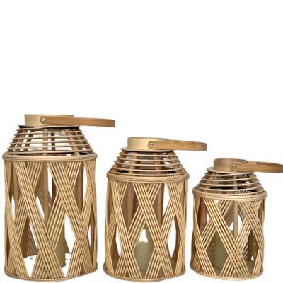 China Home Decoration Hot Selling Home Deco Craft Natural Handmade  Storm wicker Lantern Bamboo  Lantern with LED candle for sale