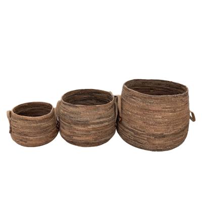 China Sustainable Natural Material Basket Banana Leaf Wicker Baskets For Storage Gifts for sale