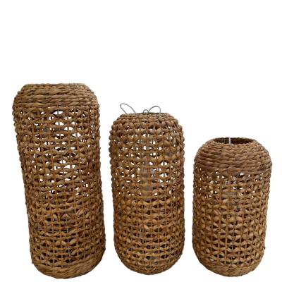 China Antique Handmade Classic lighting water hyacinth lampshade  new design  for table/home decoration for sale