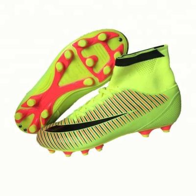 China EVA Cheap Outdoor And Indoor Soccer Shoes Chinese Football Boots For Sale for sale