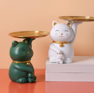 China Violent Europe fortune cat storage table decoration porch key tray candy tray bear living room wine cabinet decoration for sale