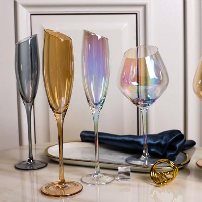 China Perfect Size Tall Glass Champagne Glasses Hand Stem Clear Swollen Thin Lead Free Crystal Champagne Flutes Lead Free Crystal for sale