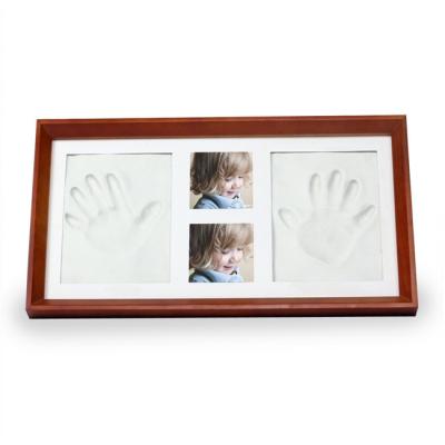 China Hot Europe\North America Baby 3D Casting Kit Plaster Powder Hand Foot Molds Wooden Rustic Frame for sale