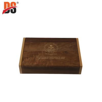 China Recyclable DS Customized Collectible Wooden Decorative Box Wooden Coin Box Display Crafts for sale