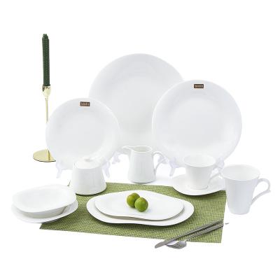 China Sustainable Newest Design Good Quality Home Decorative Porcelain White Dinner Sets for sale