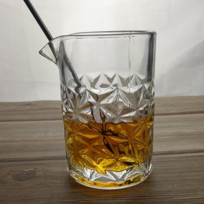 China 450ml Engraved Scotch Mixing Glasses With Embossed Pattern for sale