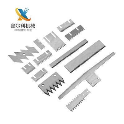 China Construction Material Stores 90*30*1.5 Mm Packaging Machine Blade Serrated Sealing Knife for sale