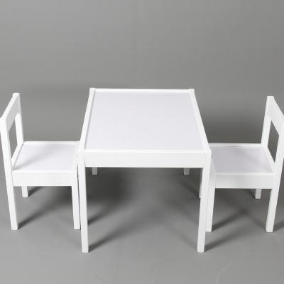 China New modern wooden registration tables for babies and dining chairs are in hot demand for sale