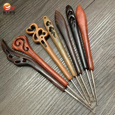 China Convenient Hot Selling Rainbow Yarn Wooden Crochet Hook Knitting Hollow Cut Out Wooden Crochet Set For Toy Doll for sale