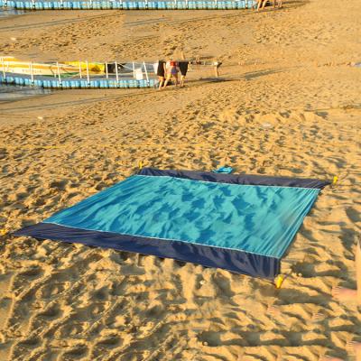 China Durable Lightweight Nylon Blanket Family Picnic Camping Beach Outdoor Game Mat Rug Blanket for sale