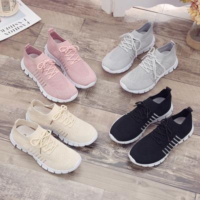 China Hot Sale Fashion Trend Mesh Sport Women Flying Weaving Socks Sneaker Sneaker Casual Running Shoes for sale