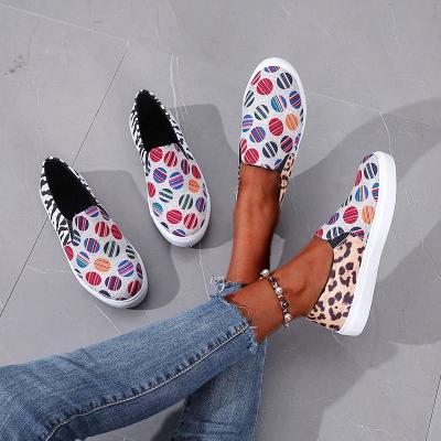 China Wholesale Fashion Trend Casual Flat Shoes New Trend Fashionable Women Canvas Shoes Sneakers for sale