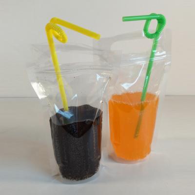 China Printing Moisture Proof Self Standing Pouches Liquid Bags Juice Beverage Plastic Food Packaging With Straws for sale