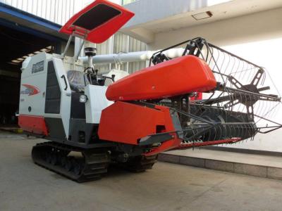 China Used KUBOTA Paddy harvester combine PRO688 wheat cutting machine harvester for sale