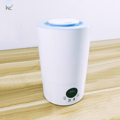 China New Fashion RV Multifunctional Cool Mist Humidifier Desktop Air Mute Humidifier for sale