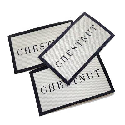 Cina Viable Hot Sale Custom Brand Logo Tag Clothing Woven Garment Labels in vendita