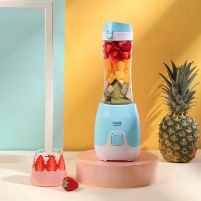 China MTI-Function Hotel National Personal Fruit Mini Blender Electric Portable Hotel Kitchen Juicer Blender With CE for sale