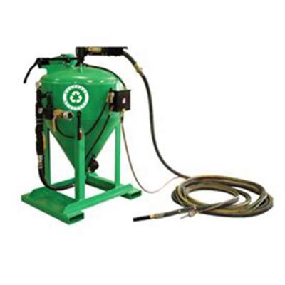 China Abrasive Blast Rust Cleaning 2019 New DB3000 Vacuum Portable Sand Blaster / Sand Blasting Pot for sale