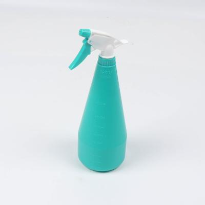 China Top Selling High Efficient Adjustable Nozzle Hose-end Sprayer Plastic Bottle 950ML For Watering for sale