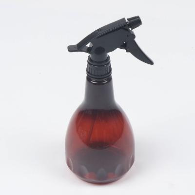 China 650ML High Efficient Adjustable Nozzle Portable Plastic Faucet Sprayer With Trigger Spray For Watering for sale