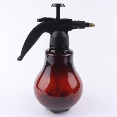 China High Efficient Wholesale Adjustable Plastic Garden 1.5L Pressure Sprayer With Pressure Gauge for sale