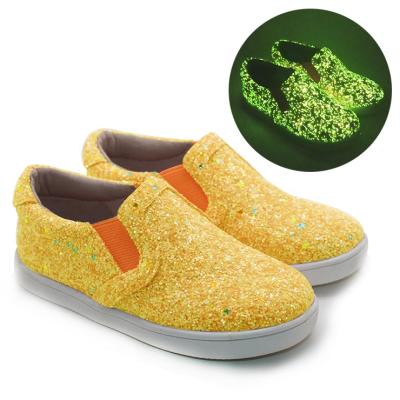 China 2021 Breathable Slip On Comfortable Canvas Shoes Kids Fashion Sneakers Girls Shoes for sale